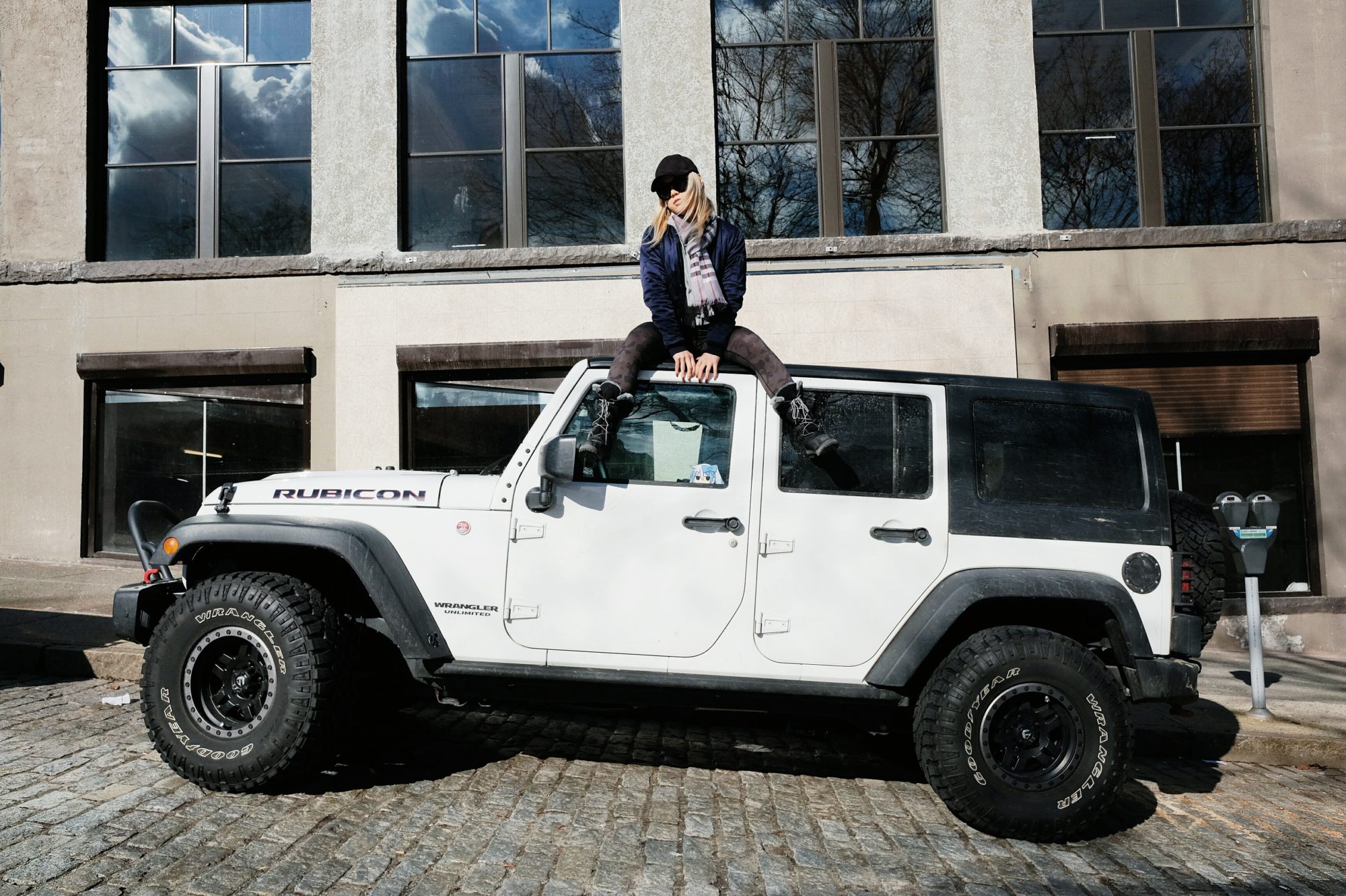 Girl-on-Top-of-Jeep