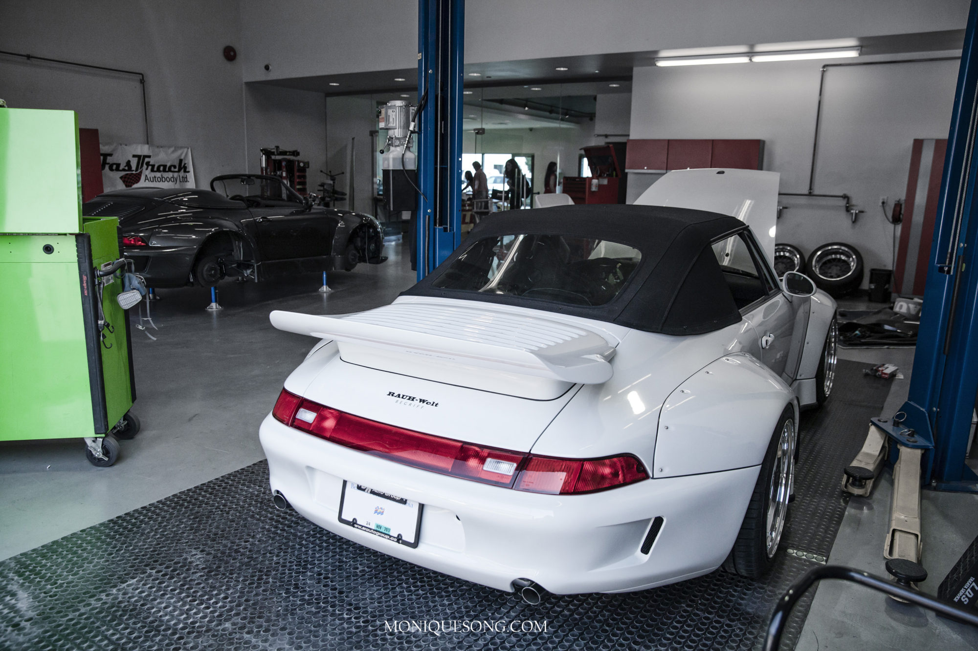 IMG 6147 副本 | Overland Lady by Monique Song