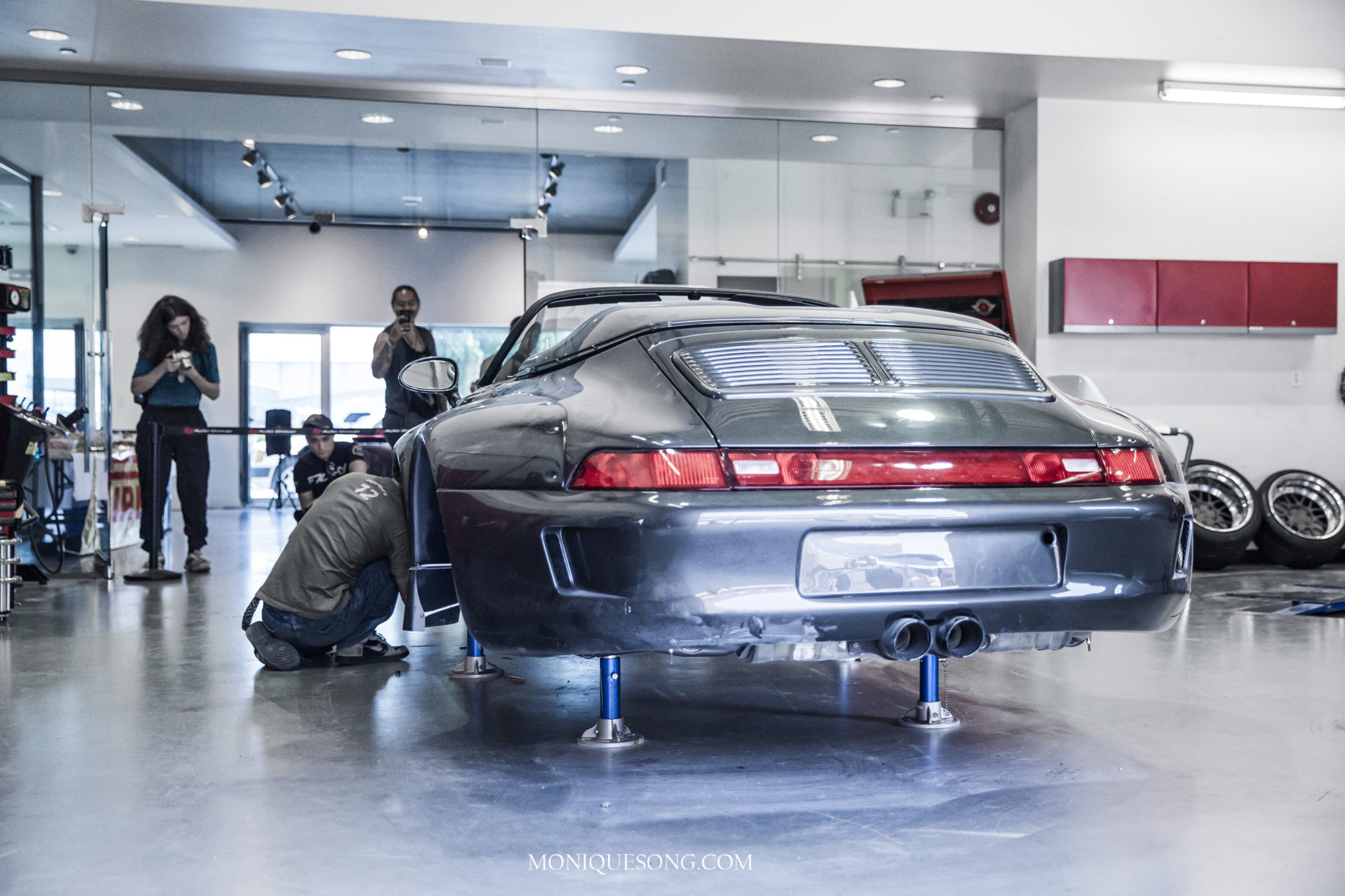 IMG 6190 副本 | Overland Lady by Monique Song