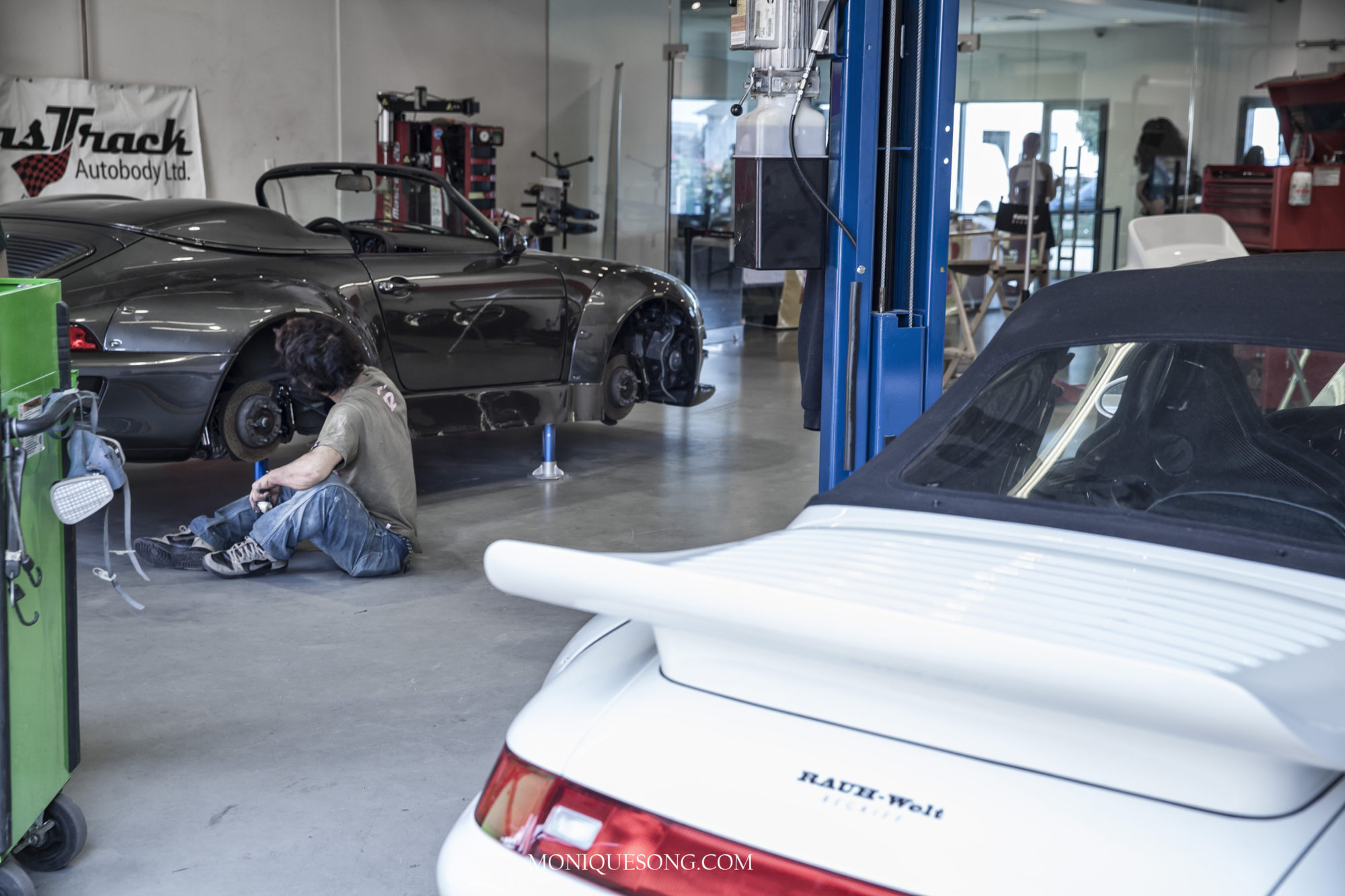 IMG 6226 副本 | Overland Lady by Monique Song