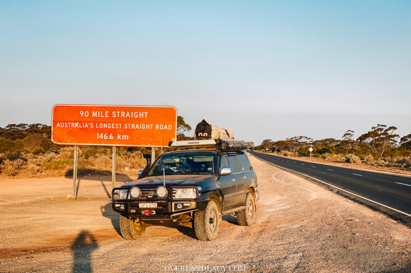 90 mile straight australia's longest straight road 146.6km with Toyota Landcruiser 100 series Overland Lady